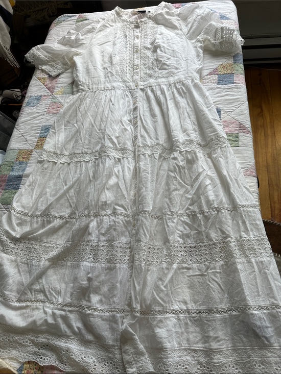 GAP Dresses & Skirts - GAP White Cotton Eyelet Tiered Dress